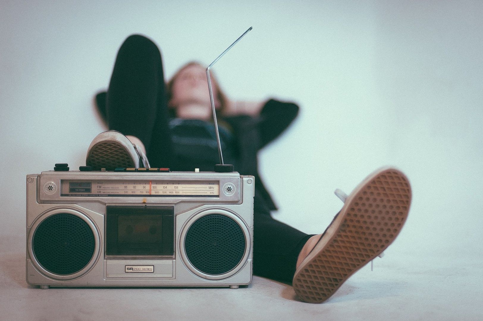 Radio oder Podcast Hören. Foto: StockSnap